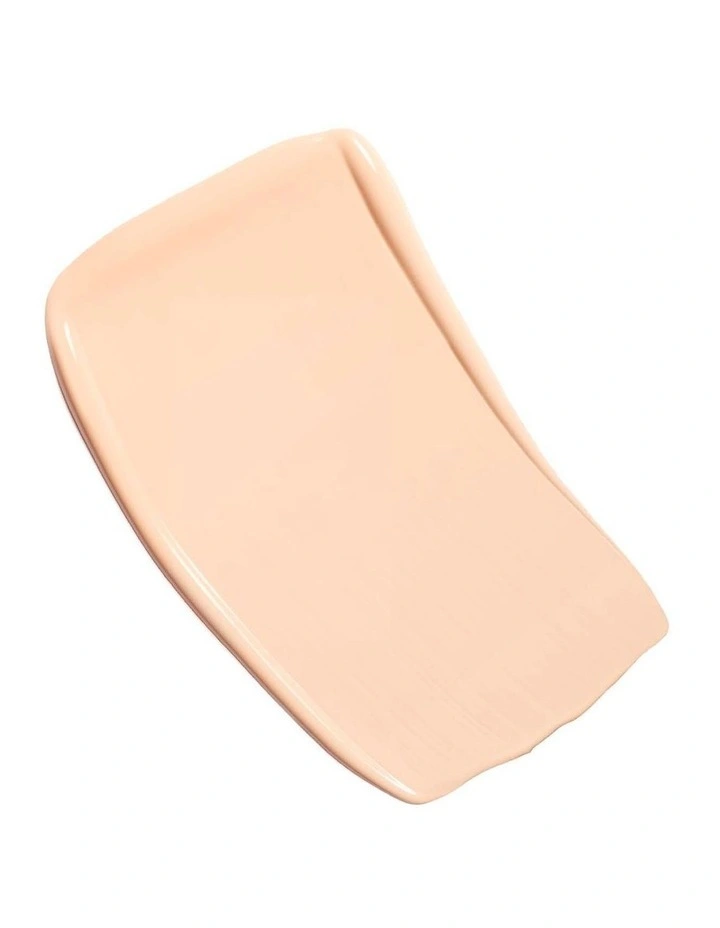 Chanel N°1 De Chanel Revitalizing Foundation image 3