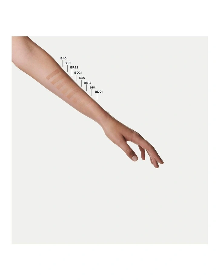 Chanel Les Beiges Healthy Glow Gel Touch Foundation image 4