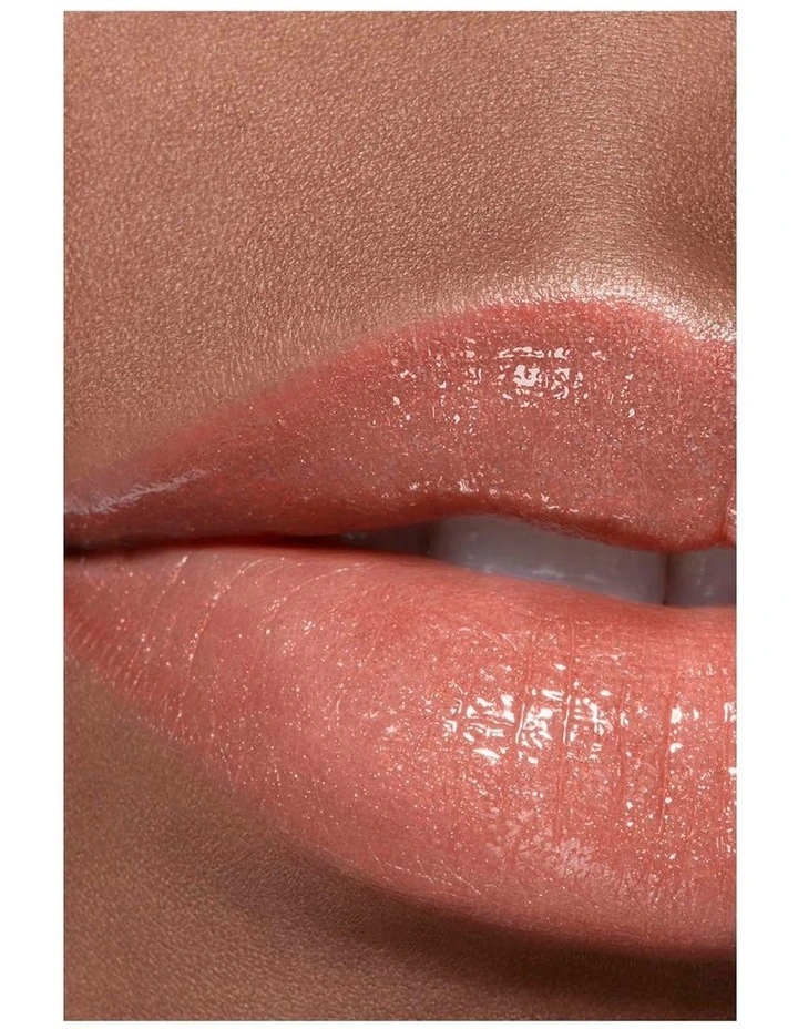 ROUGE COCO BAUME SHINE Hydrating Beautifying Tinted Lip Balm Buildable Colour image 6