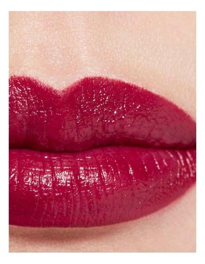 Limited Edition N°5 Holiday 2021 Collection. Luminous Intense Lip Colour image 3