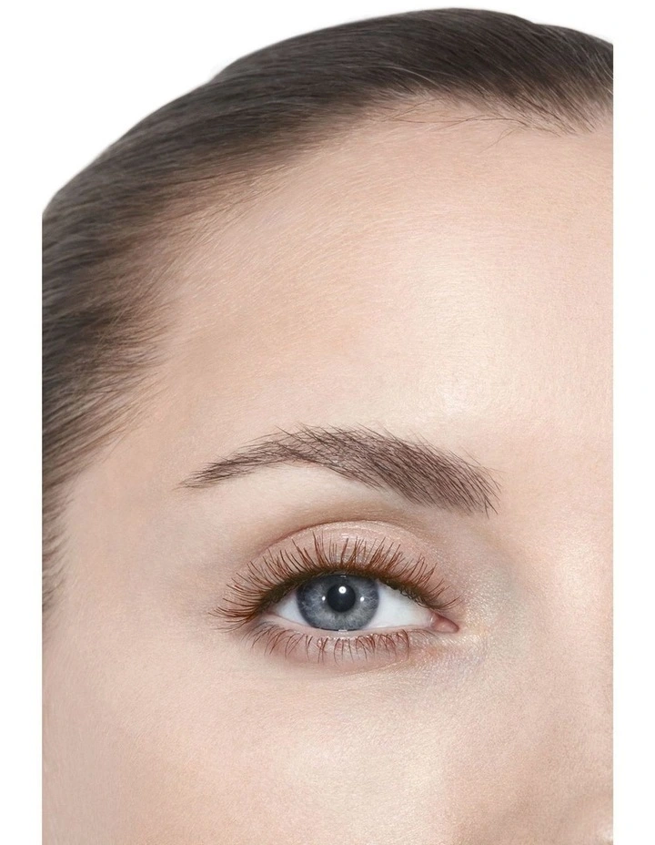 LES BEIGES MASCARA Volume and Definition Mascara image 5