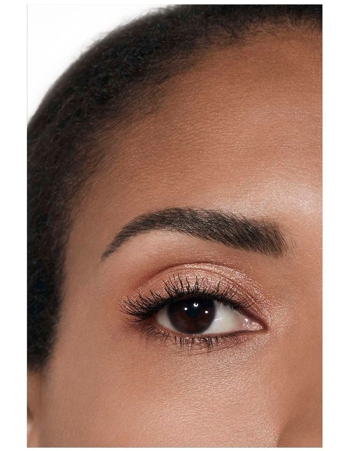 Chanel Ombre Premiere Laque Longwear Liquid Eyeshadow image 5