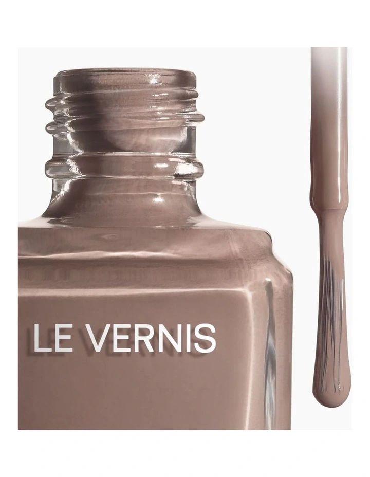 LE VERNIS Nail Colour image 2