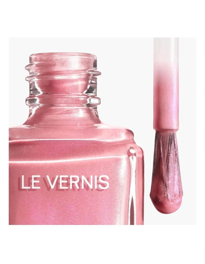 Chanel Le Vernis Nail Colour 101