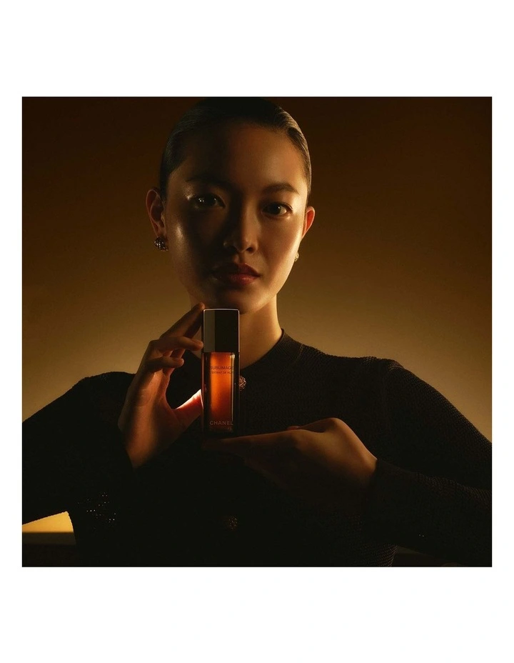 Chanel Sublimage L'Extrait De Nuit Repair Night Concentrate image 4