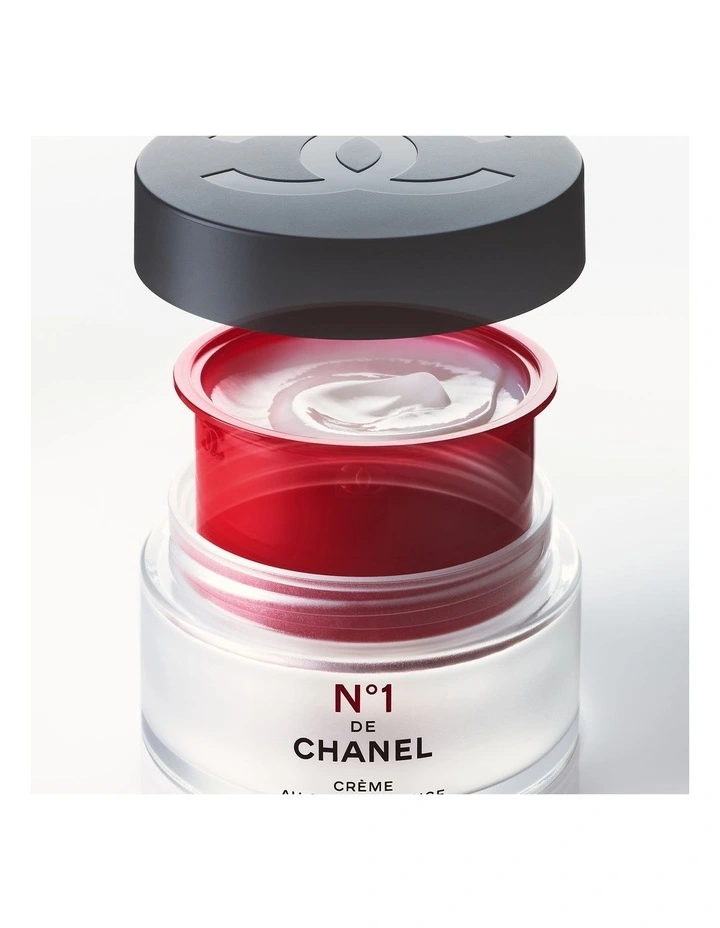 N°1 DE CHANEL RED CAMELLIA CREAM Plumps - Smooths - Protects image 4