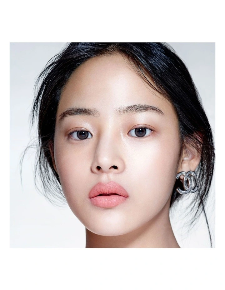 ÉCLAT PREMIER LA BASE Brightening and Correcting Makeup Base. Comfortable Texture image 4