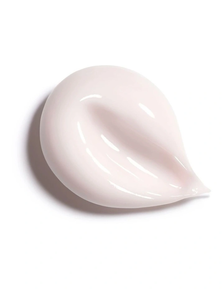 Chanel Le Lift Cream Smooths Firms image 3