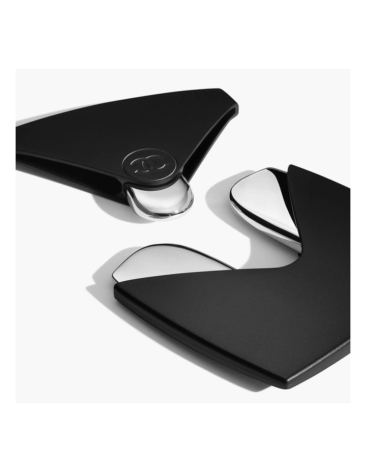 Chanel Le Lift Pro Massage Tool Corrects Redefines Smooths image 2