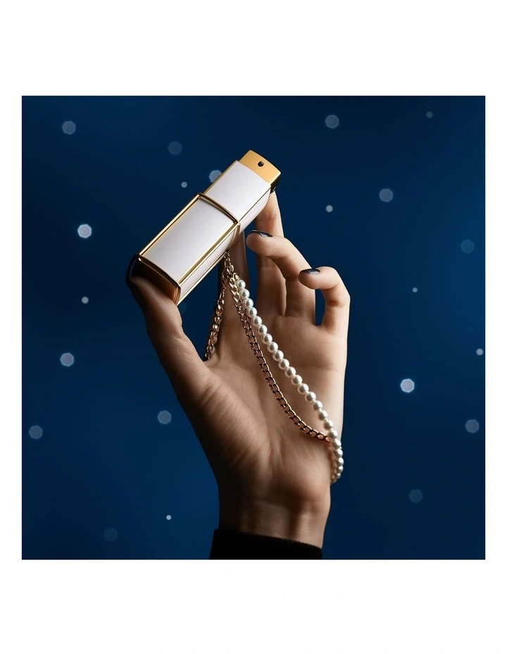 COCO MADEMOISELLE Eau de Parfum Intense Refillable Purse Spray image 3