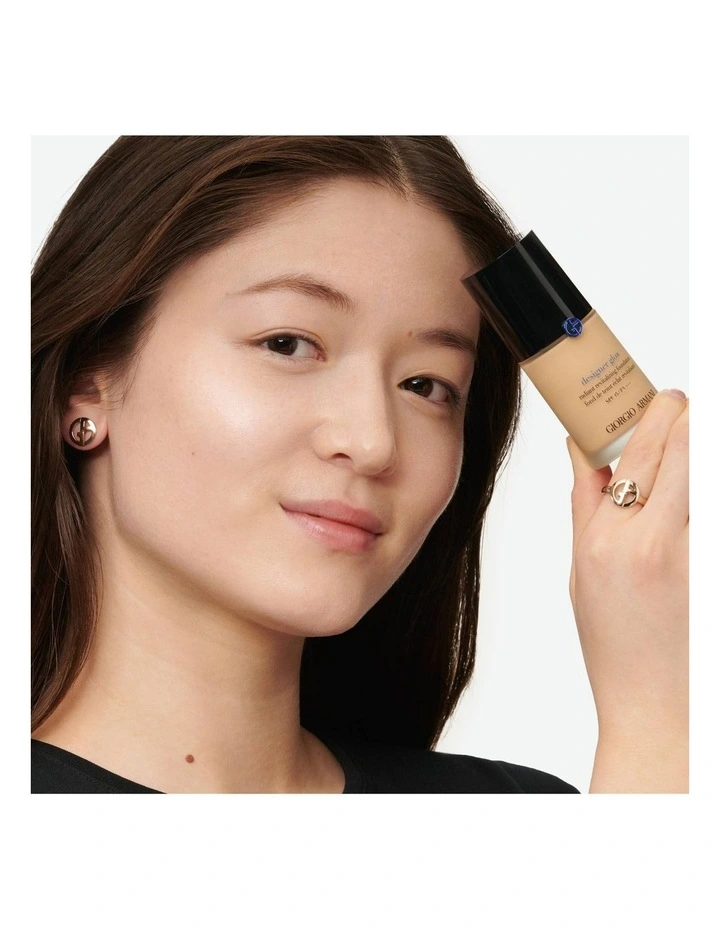 Designer Glow Foundation image 5