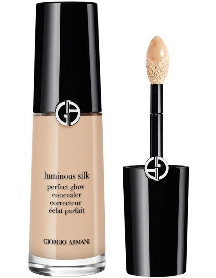 Luminous Silk Concealer image 2