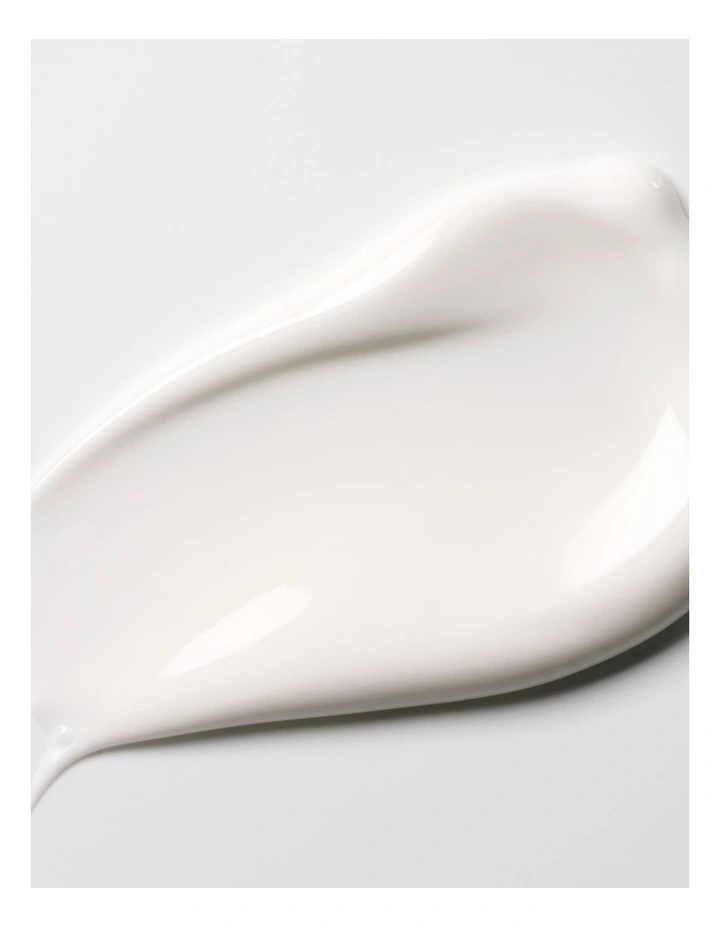 Oud Wood Hand And Body Moisturiser image 4