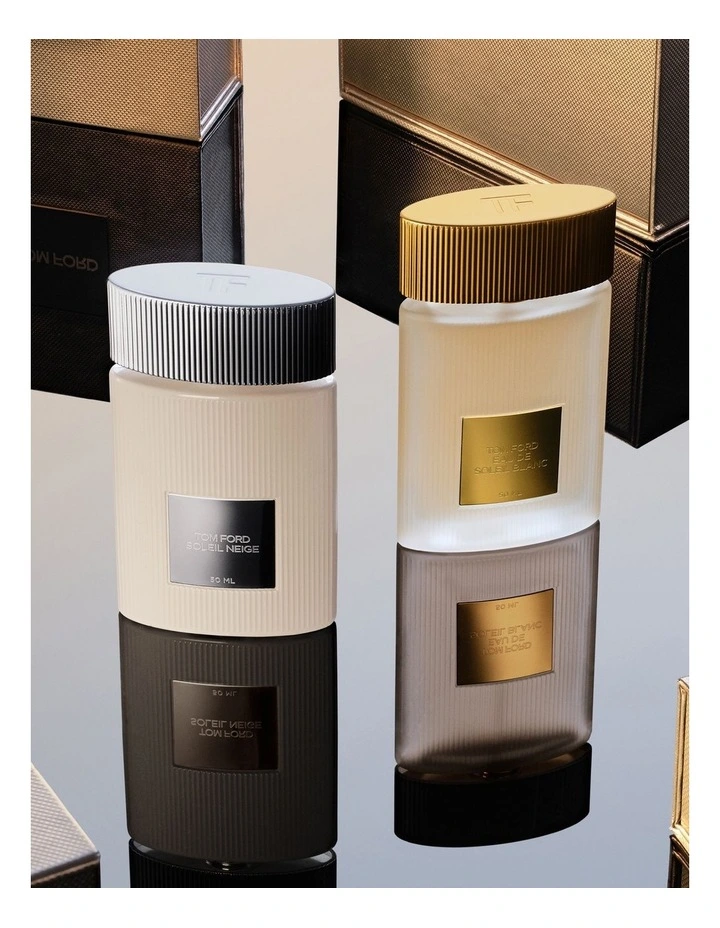Soleil Neige Eau de Parfum Set with Travel Spray image 3