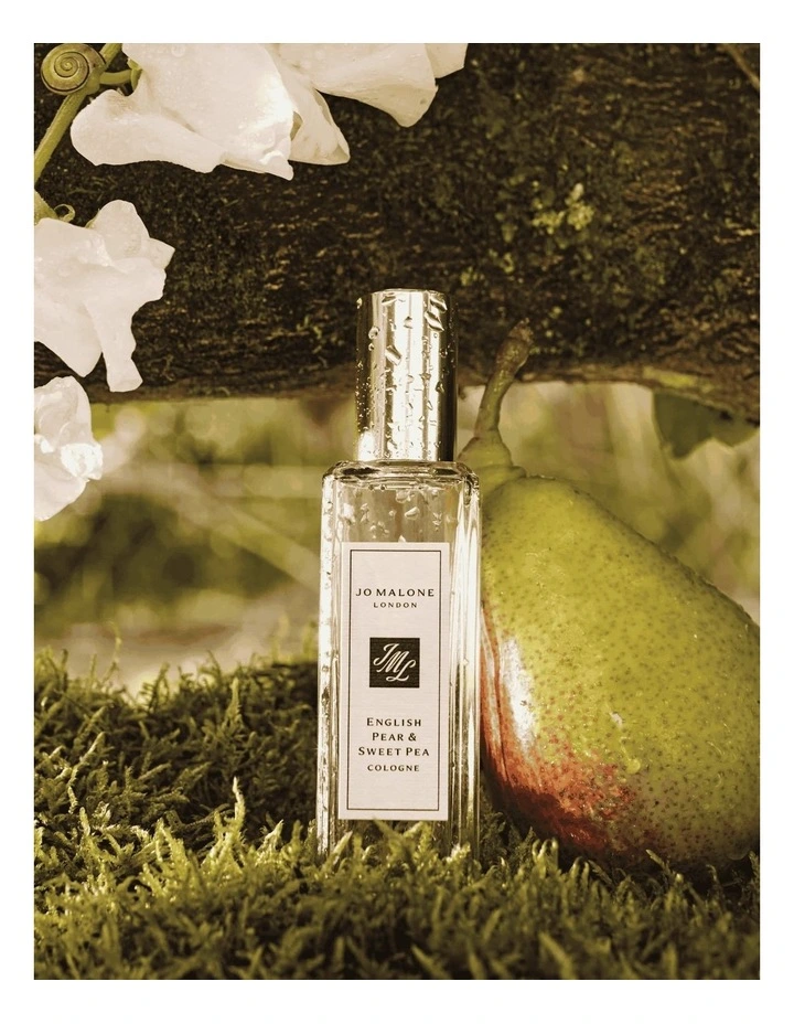 English Pear & Sweet Pea Cologne image 4