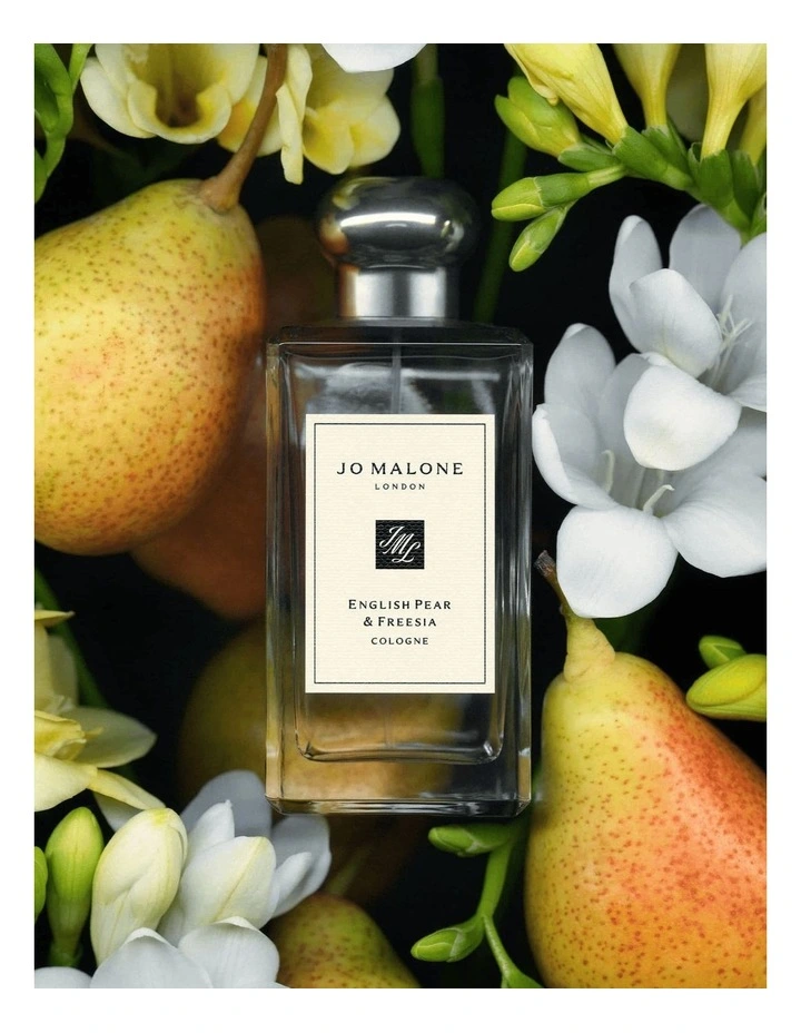 English Pear & Freesia Cologne image 5
