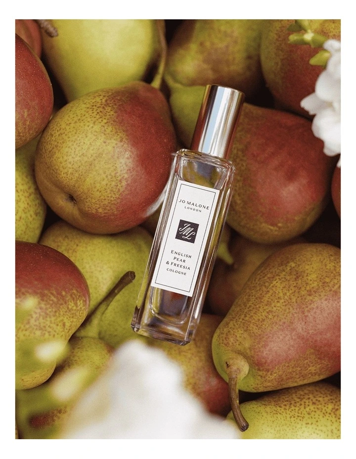 English Pear & Freesia Cologne image 6