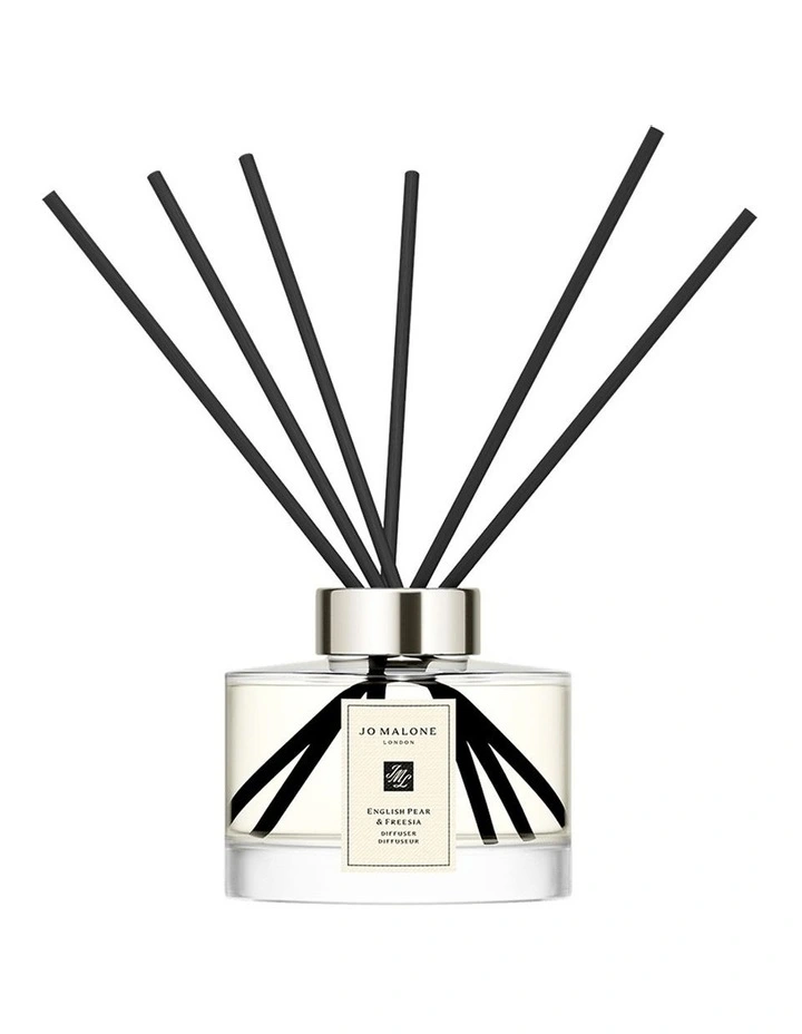 English Pear & Freesia Reed Diffuser image 1