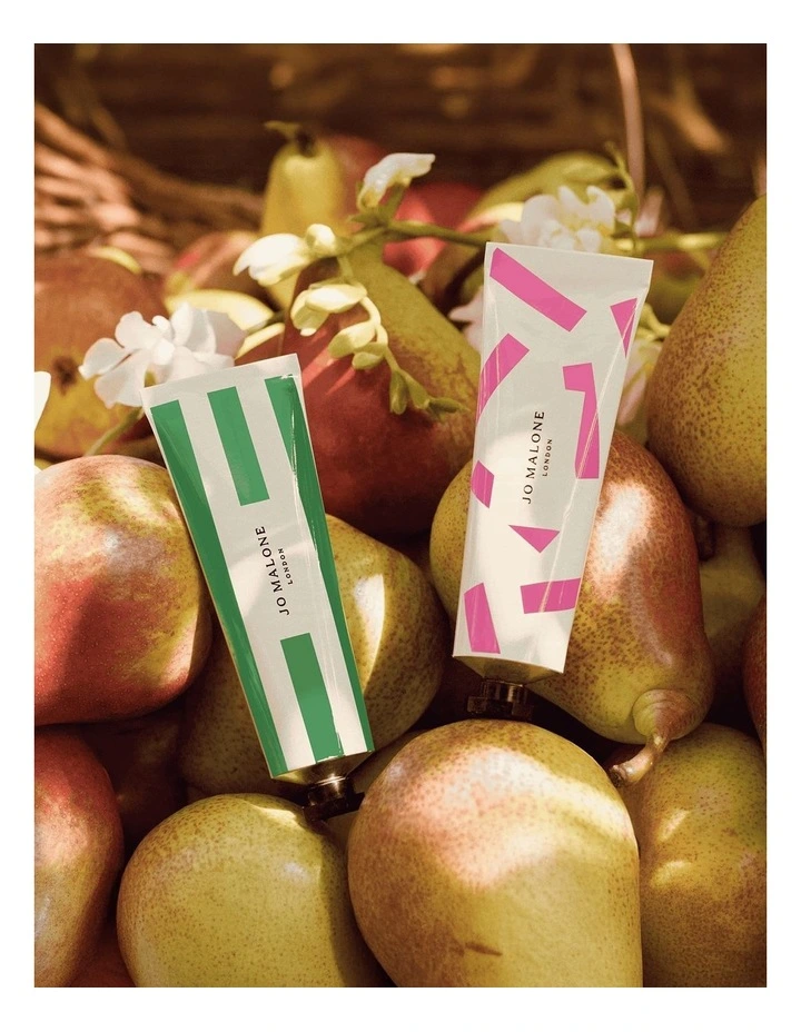 English Pear & Sweet Pea Hand Cream - 2026 Edition image 2