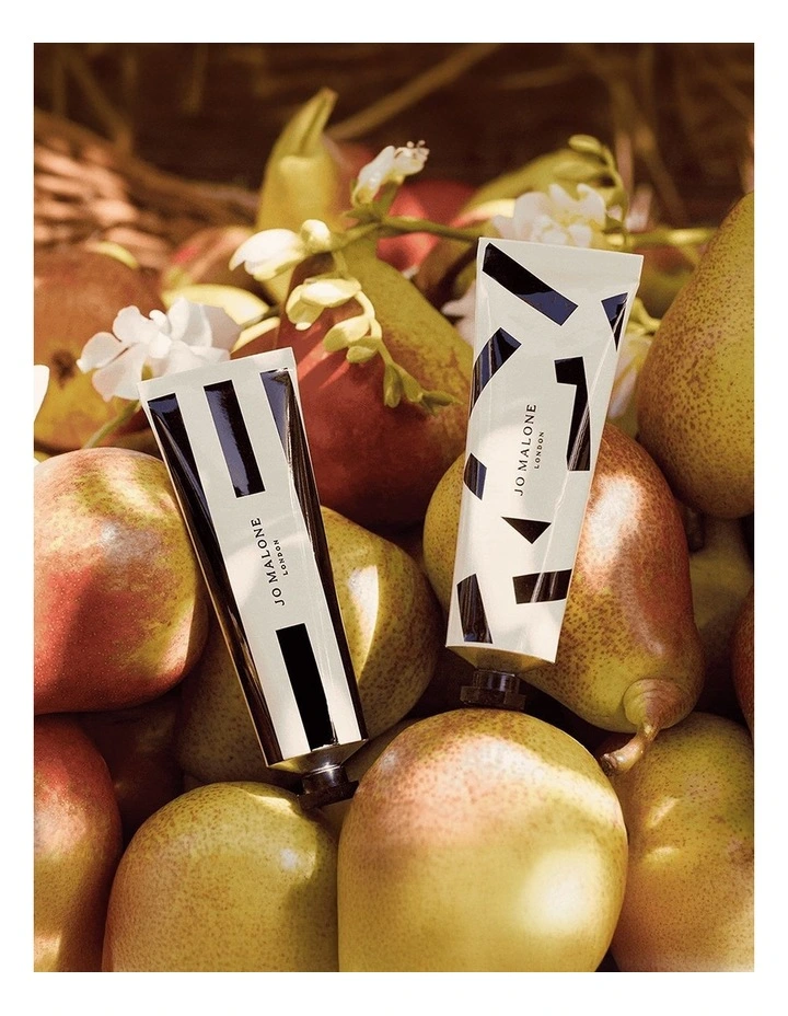 English Pear & Sweet Pea Hand Cream image 2