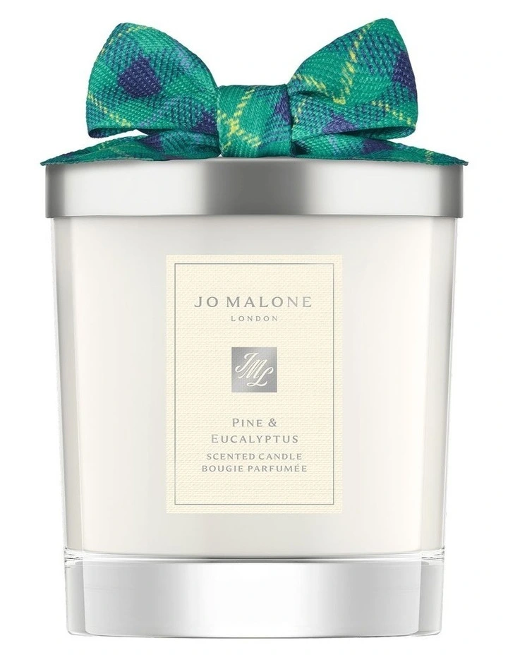 Pine & Eucalyptus Scented Candle 200g image 1