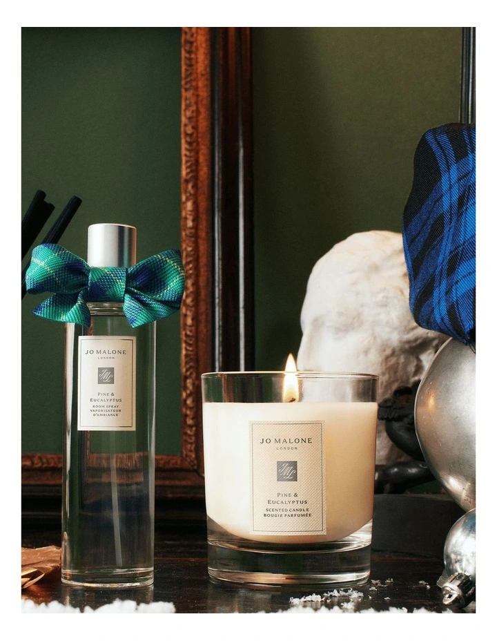 Pine & Eucalyptus Scented Candle 200g image 3
