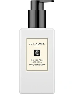 English Pear & Freesia Body & Hand Lotion 250ml