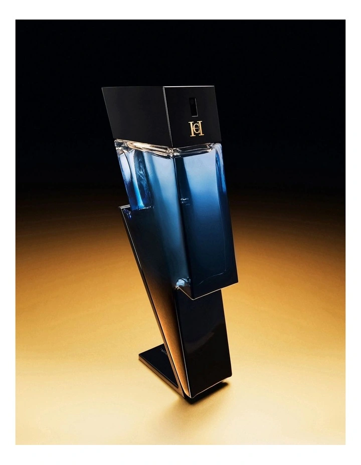 Bad Boy Cobalt 100mL Gift Set (Contains 100mL Fragrance, 100mL Shower Gel & 10mL Travel Spray) image 5