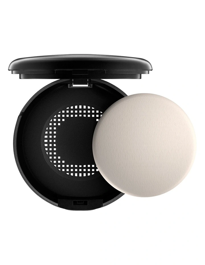 Studio Fix Powder Plus Foundation image 4