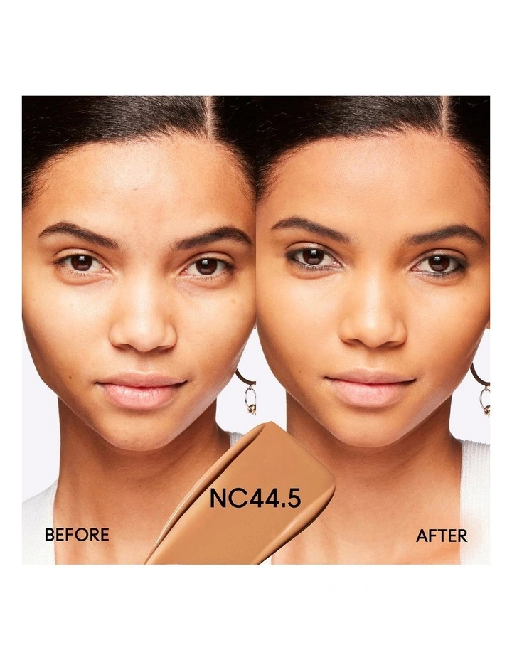 Studio Fix Fluid SPF15 Foundation image 3