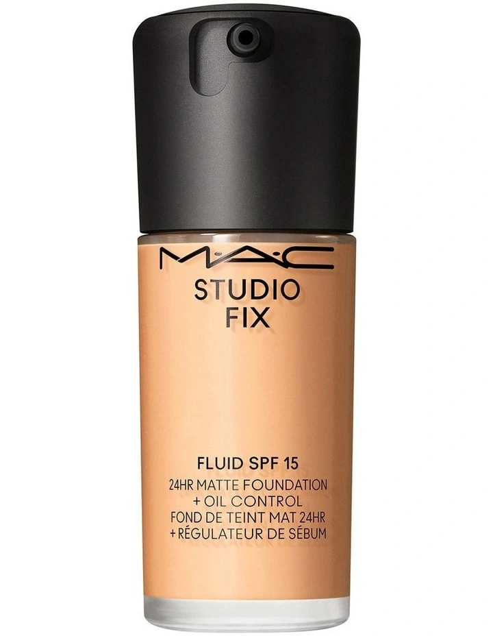 Studio Fix Fluid SPF15 Foundation image 1