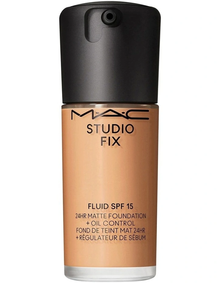 Studio Fix Fluid SPF15 Foundation image 1