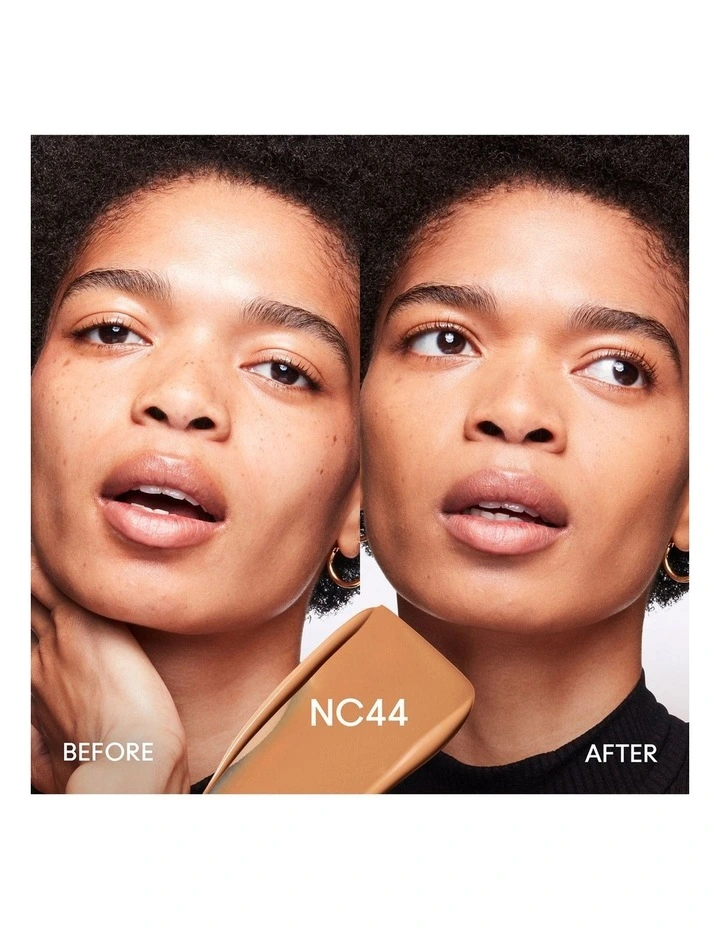 Studio Fix Fluid SPF15 Foundation image 3