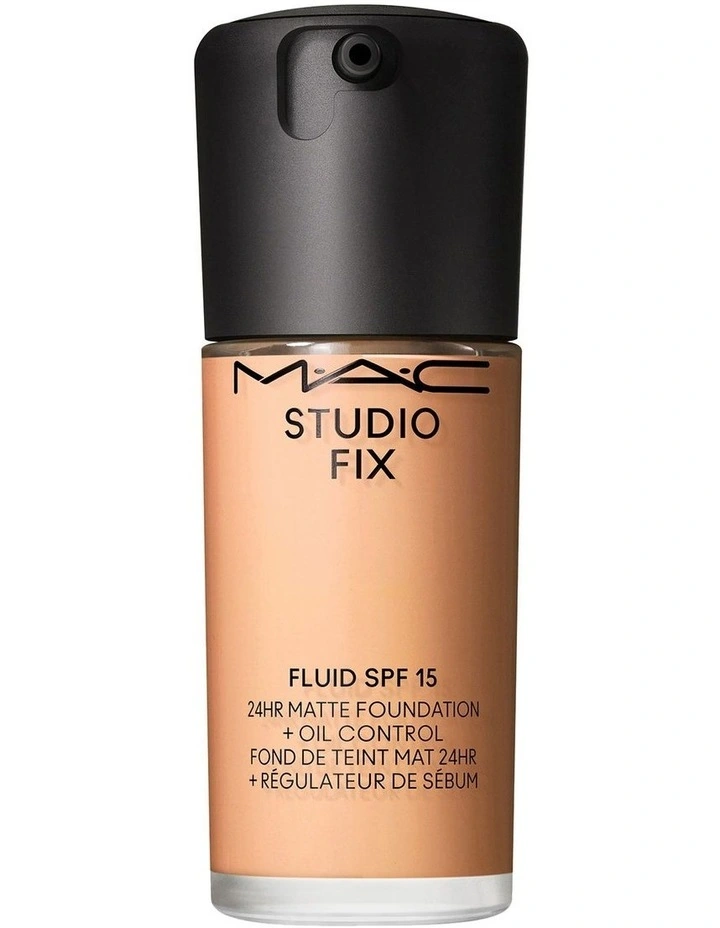 Studio Fix Fluid SPF15 Foundation image 1