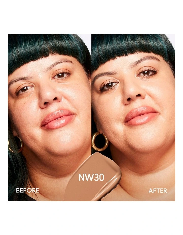 Studio Fix Fluid SPF15 Foundation image 3