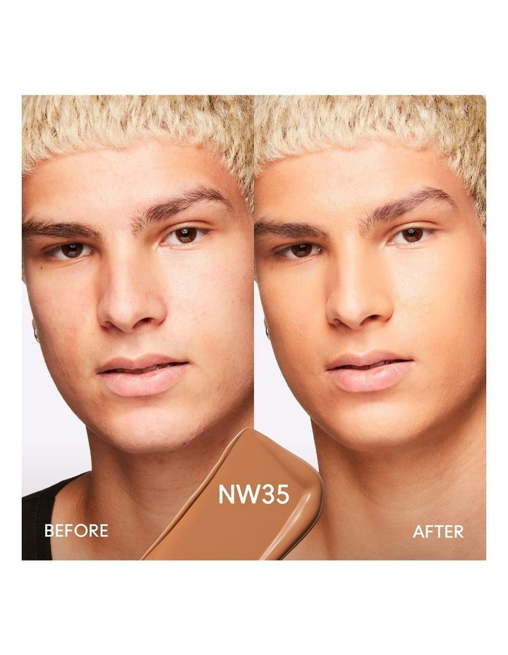 Studio Fix Fluid SPF15 Foundation image 3