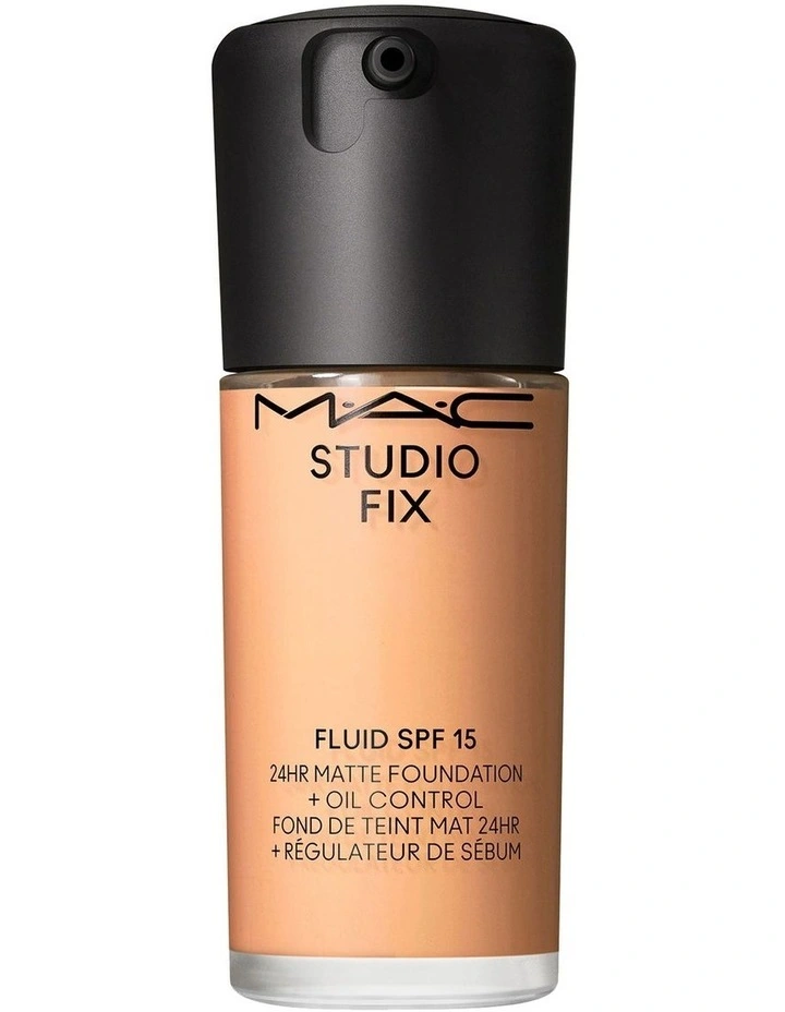 Studio Fix Fluid SPF15 Foundation image 1