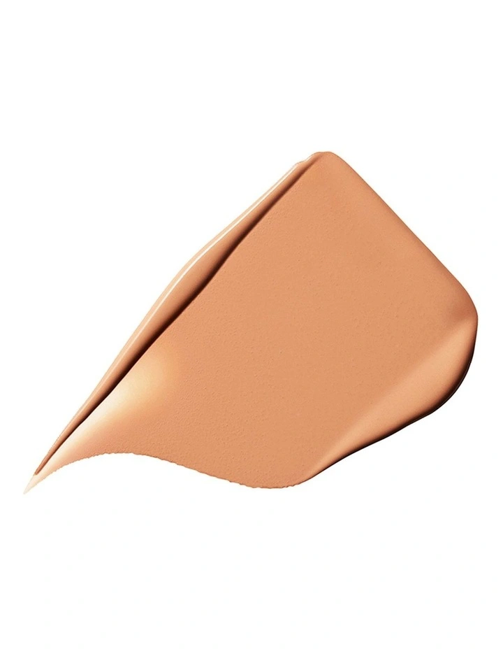 Studio Fix Fluid SPF15 Foundation image 2