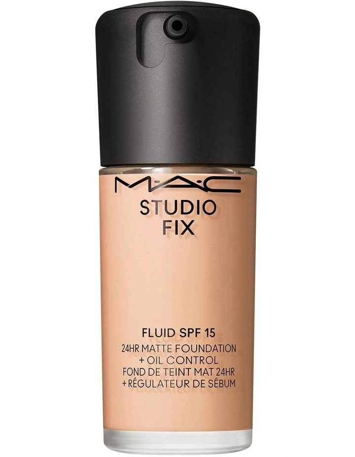 Studio Fix Fluid SPF15 Foundation image 1
