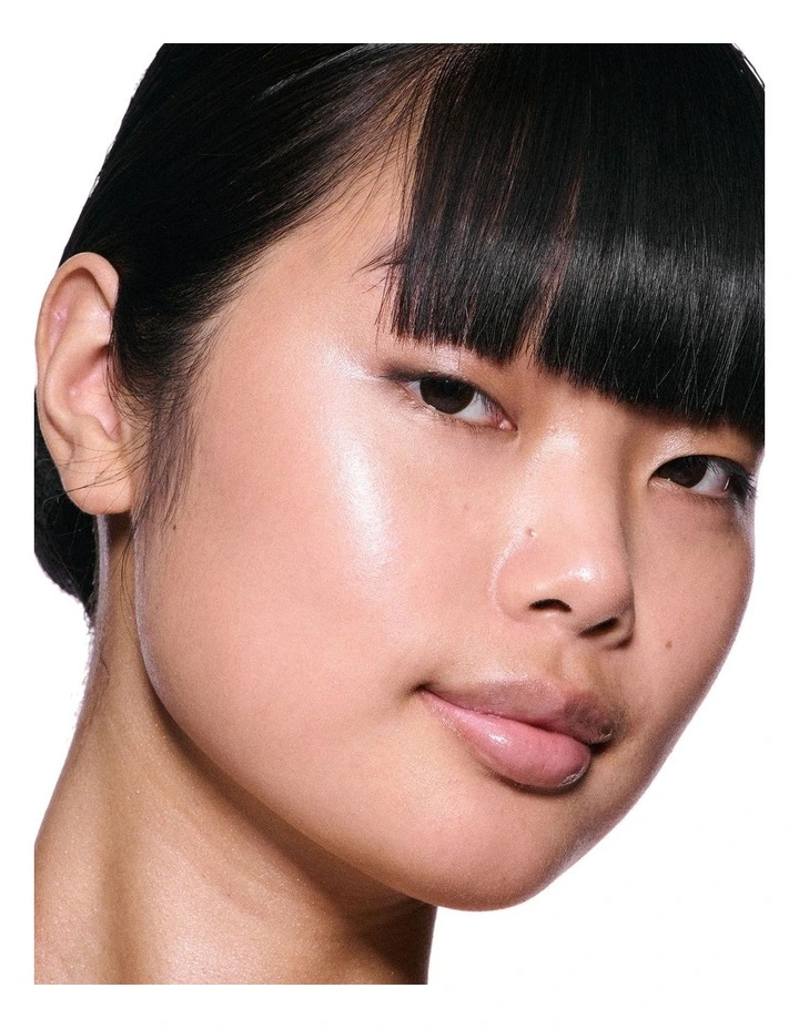Skinfinish Lightstruck Liquid Highlighter image 5