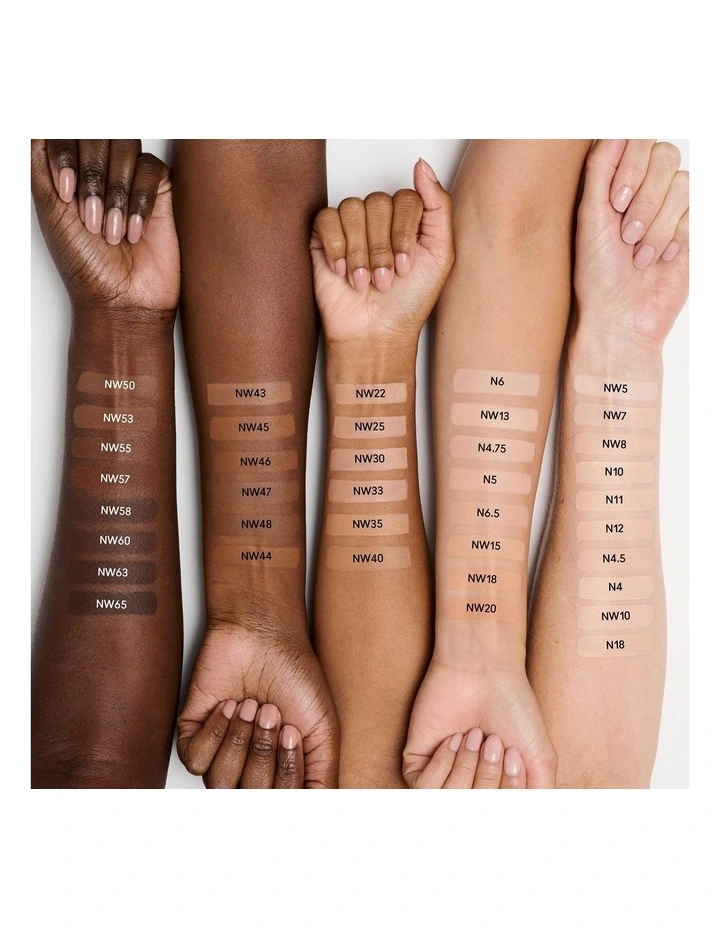 Studio Fix Fluid SPF 15 Foundation image 4