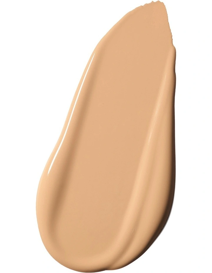 Studio Fix Fluid SPF15 Foundation image 2