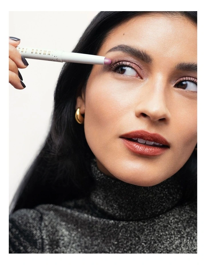 Long-Wear Cream Eye Shadow Stick image 4
