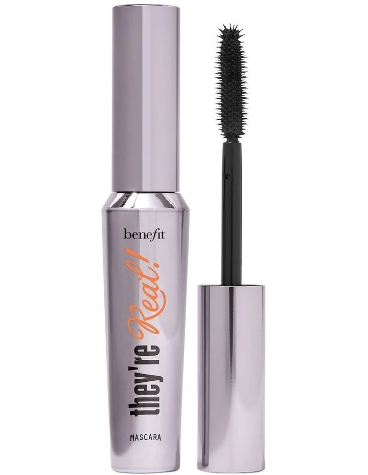 They're Real Lengthening Mascara image 1