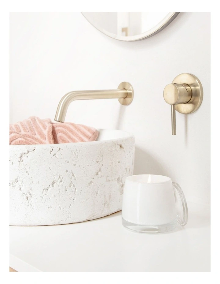 Therapy Soothe Peony & Petigrain Candle image 4