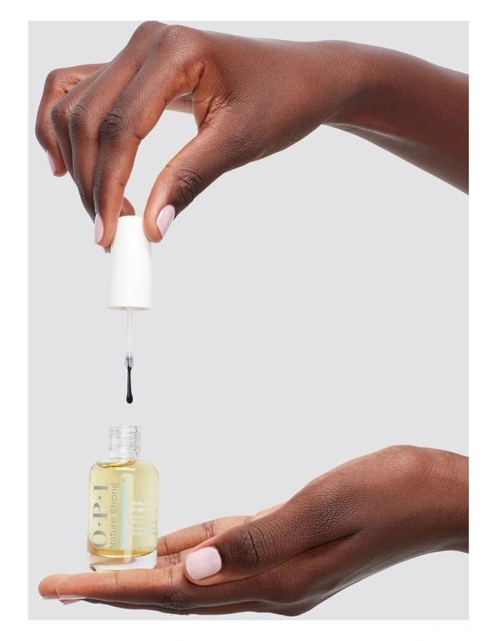 Glow Up Nail & Cuticle Oil 15 ml image 5