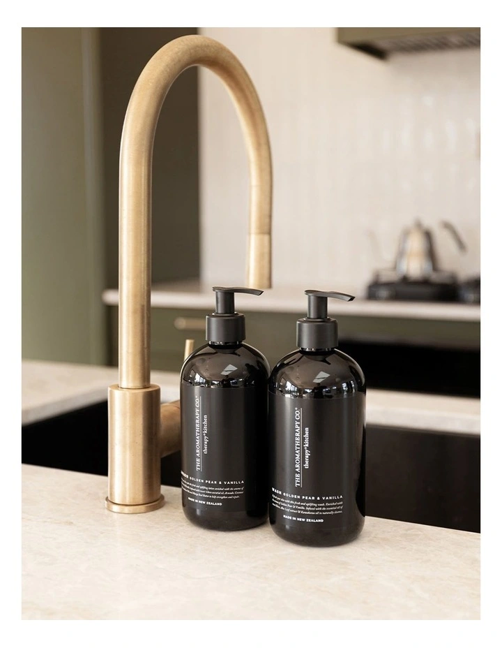 Therapy Kitchen Golden Pear & Vanilla Hand Lotion 500ml image 3