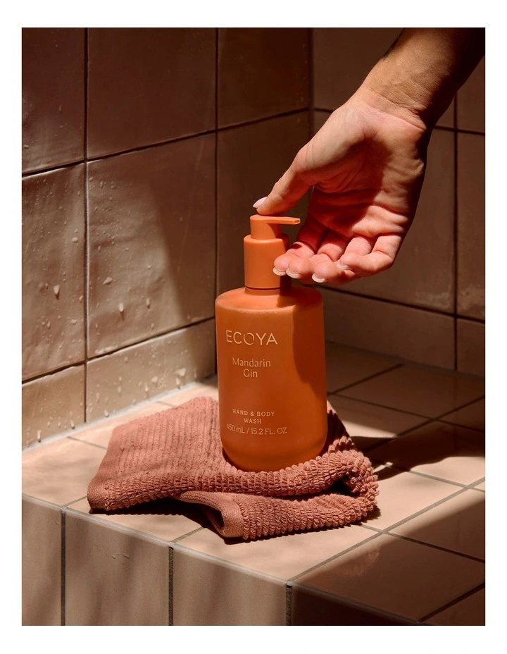 Mandarin Gin Hand & Body Wash image 5