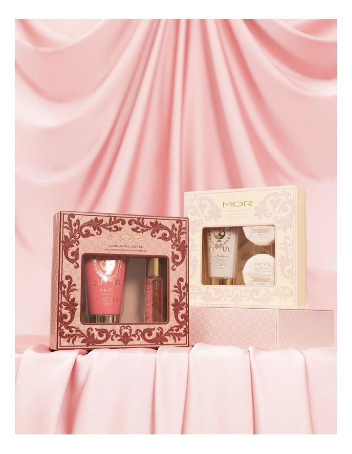 Poised Gardenia Gift Set image 2