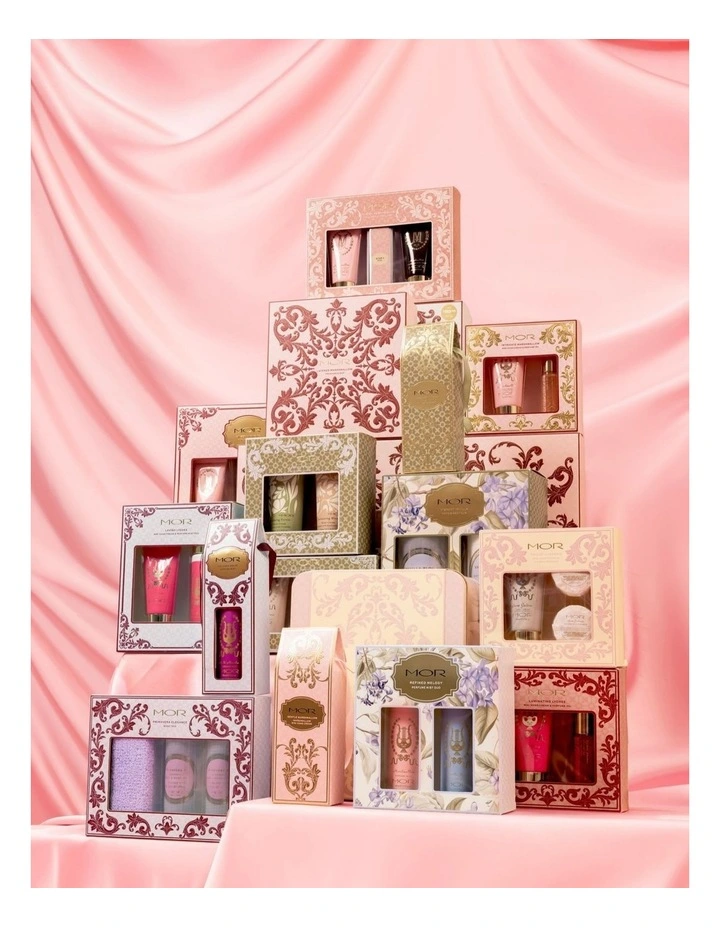 Poised Gardenia Gift Set image 3